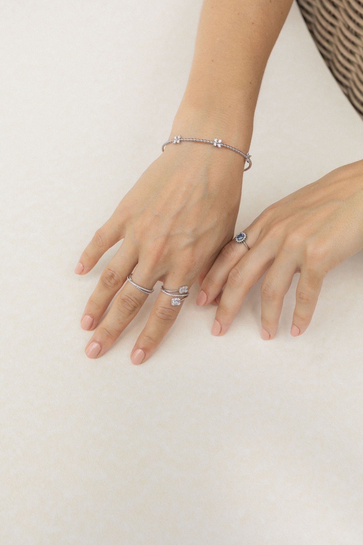 Bangle Flora