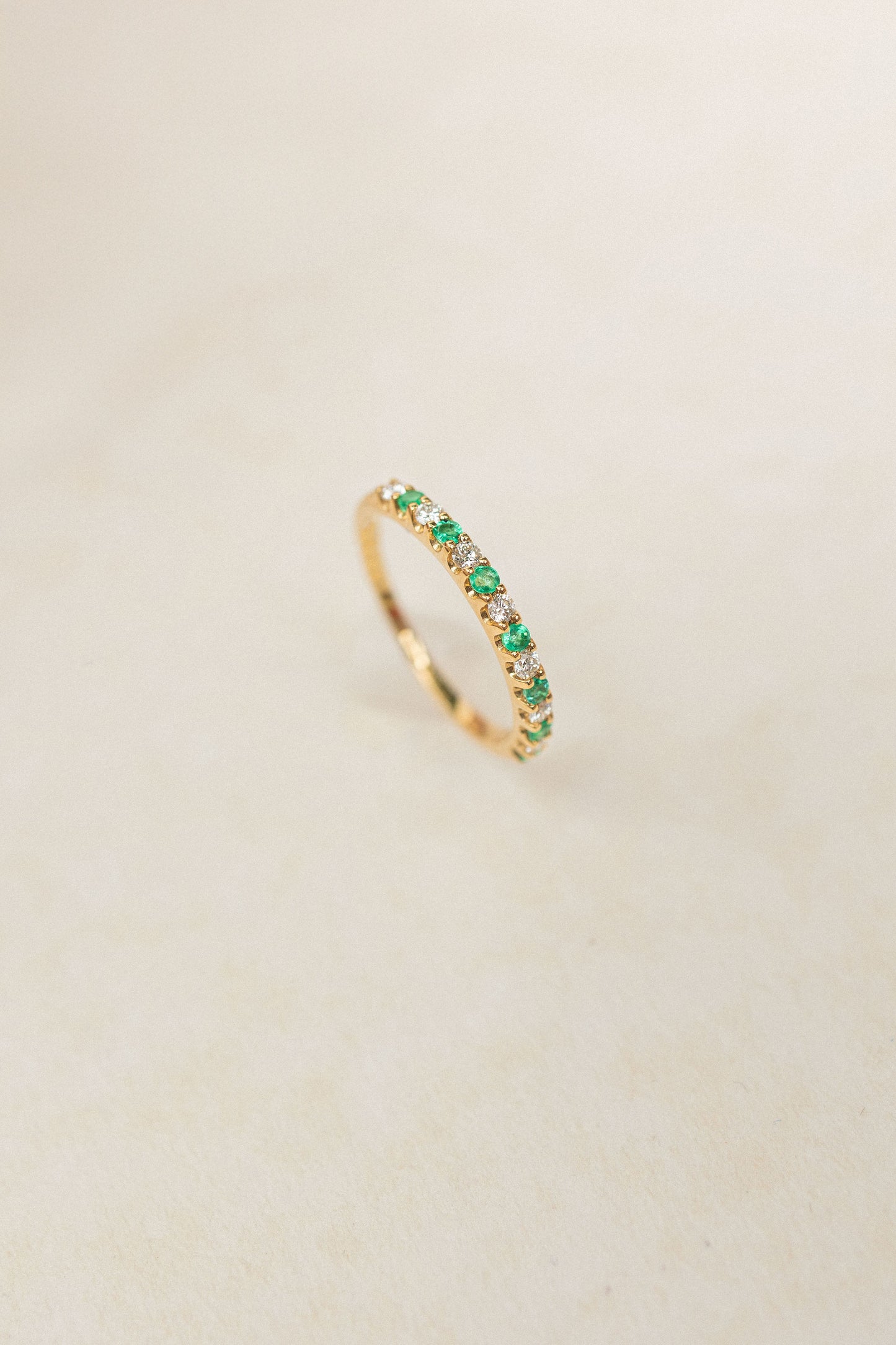 Churumbela esmeralda y diamantes
